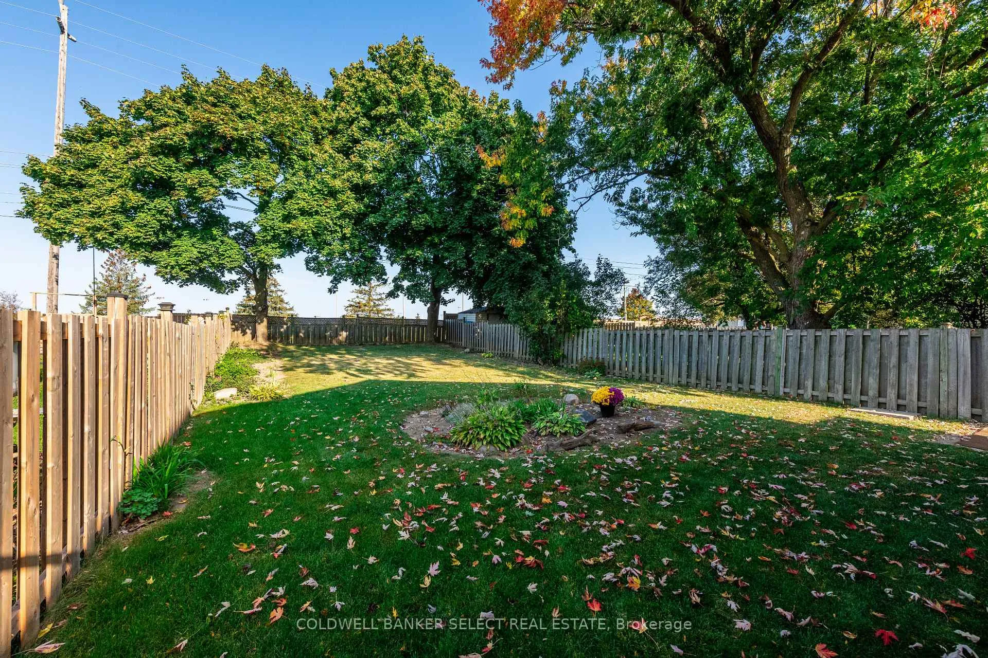 Photo 33 of 354 Whitehead Crescent, Caledon, Bolton North — HOMEH