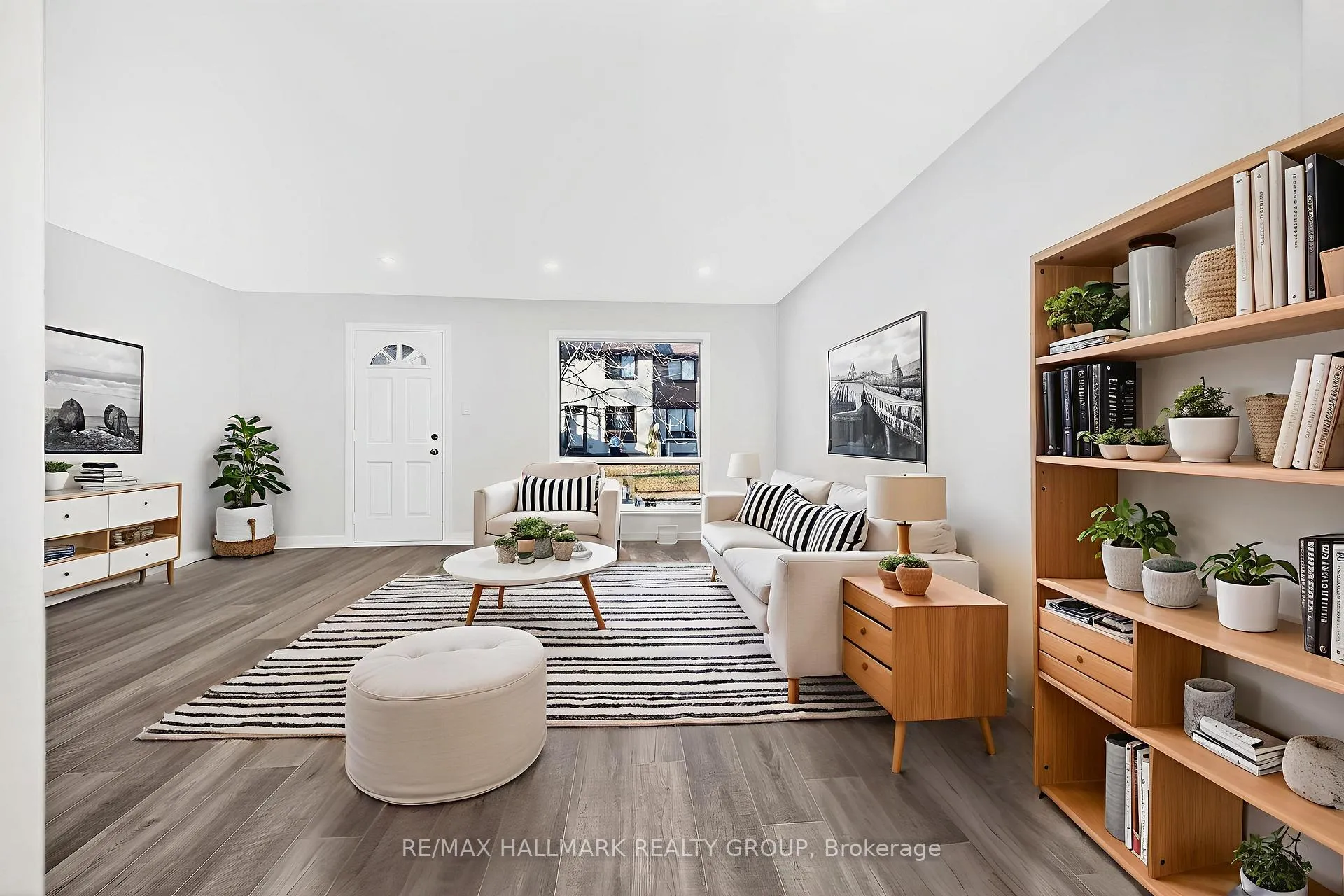 Photo 9 of Unit 111, 1457 Murdock Gate, Ottawa, Cyrville — HOMEH