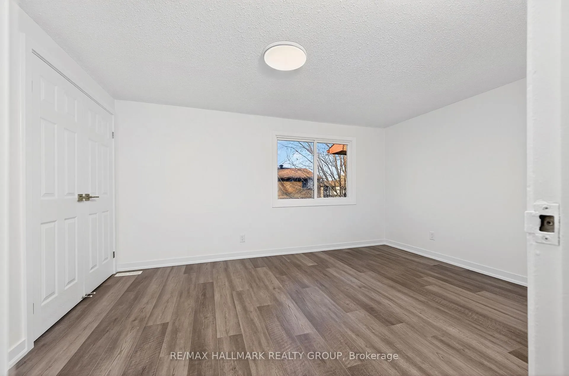 Photo 17 of Unit 111, 1457 Murdock Gate, Ottawa, Cyrville — HOMEH
