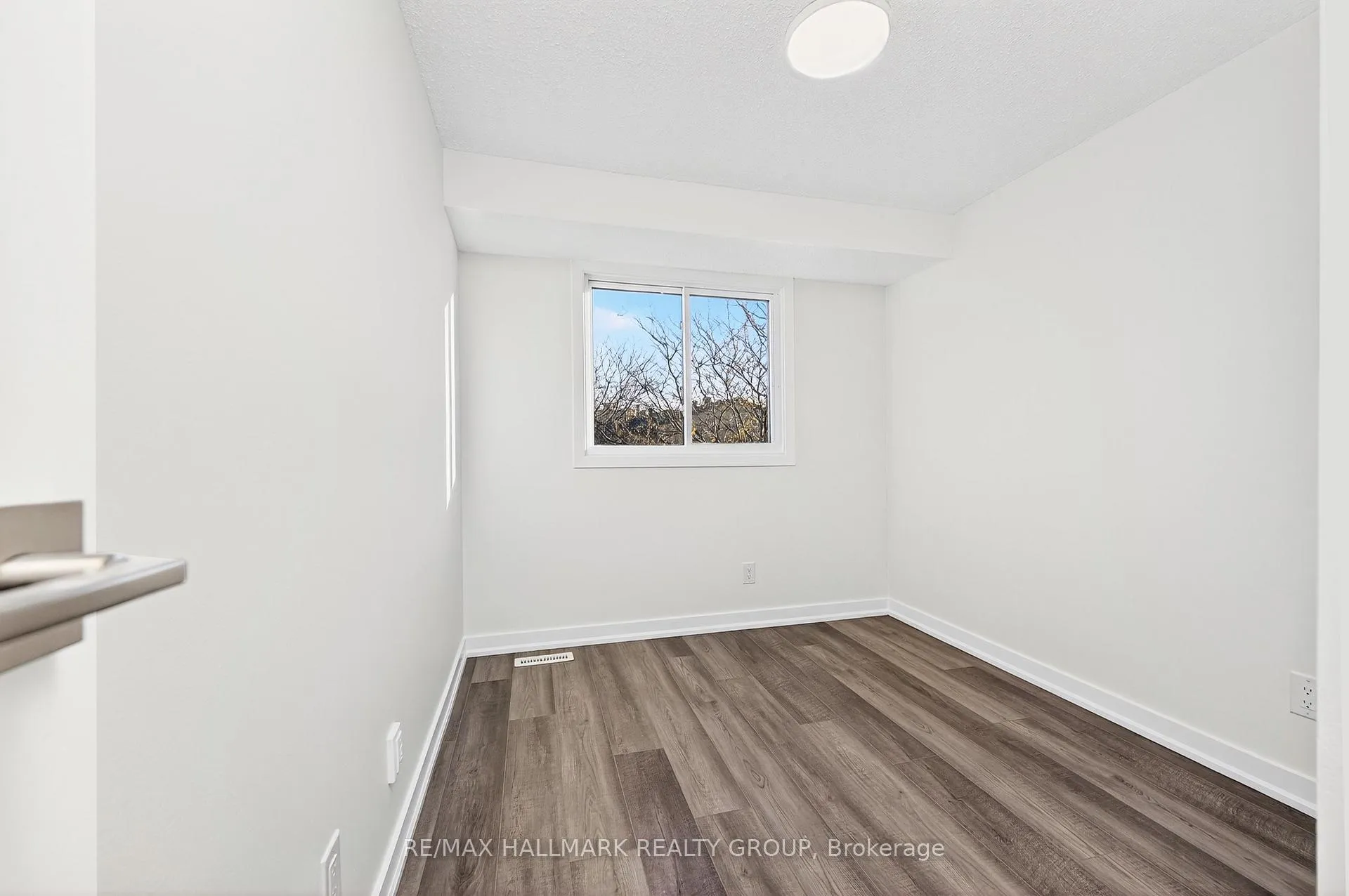Photo 25 of Unit 111, 1457 Murdock Gate, Ottawa, Cyrville — HOMEH