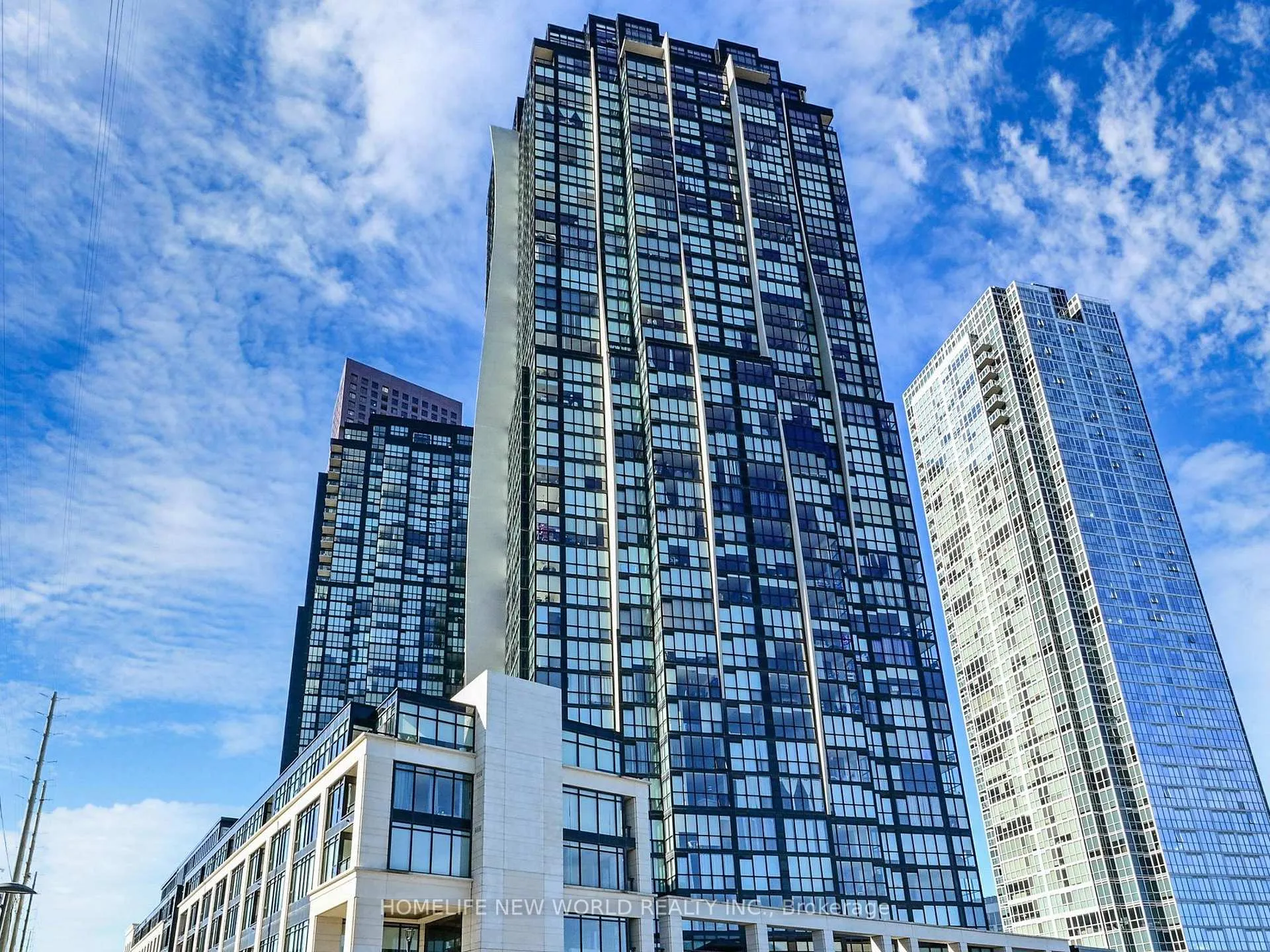 Front of Unit 1406, 2900 Highway 7