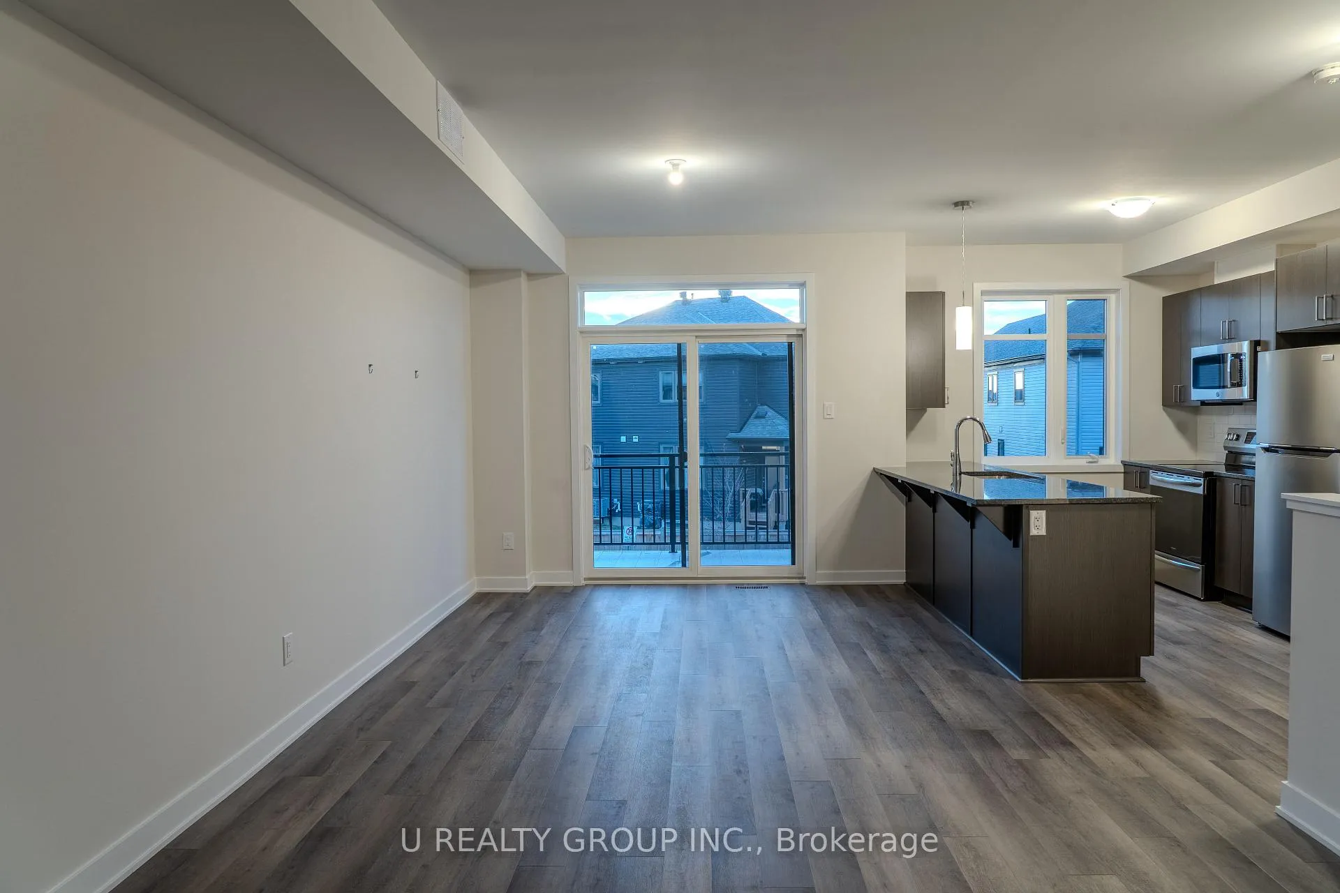 Photo 12 of 507 Lourmarin Pvt, Ottawa, Avalon East — HOMEH