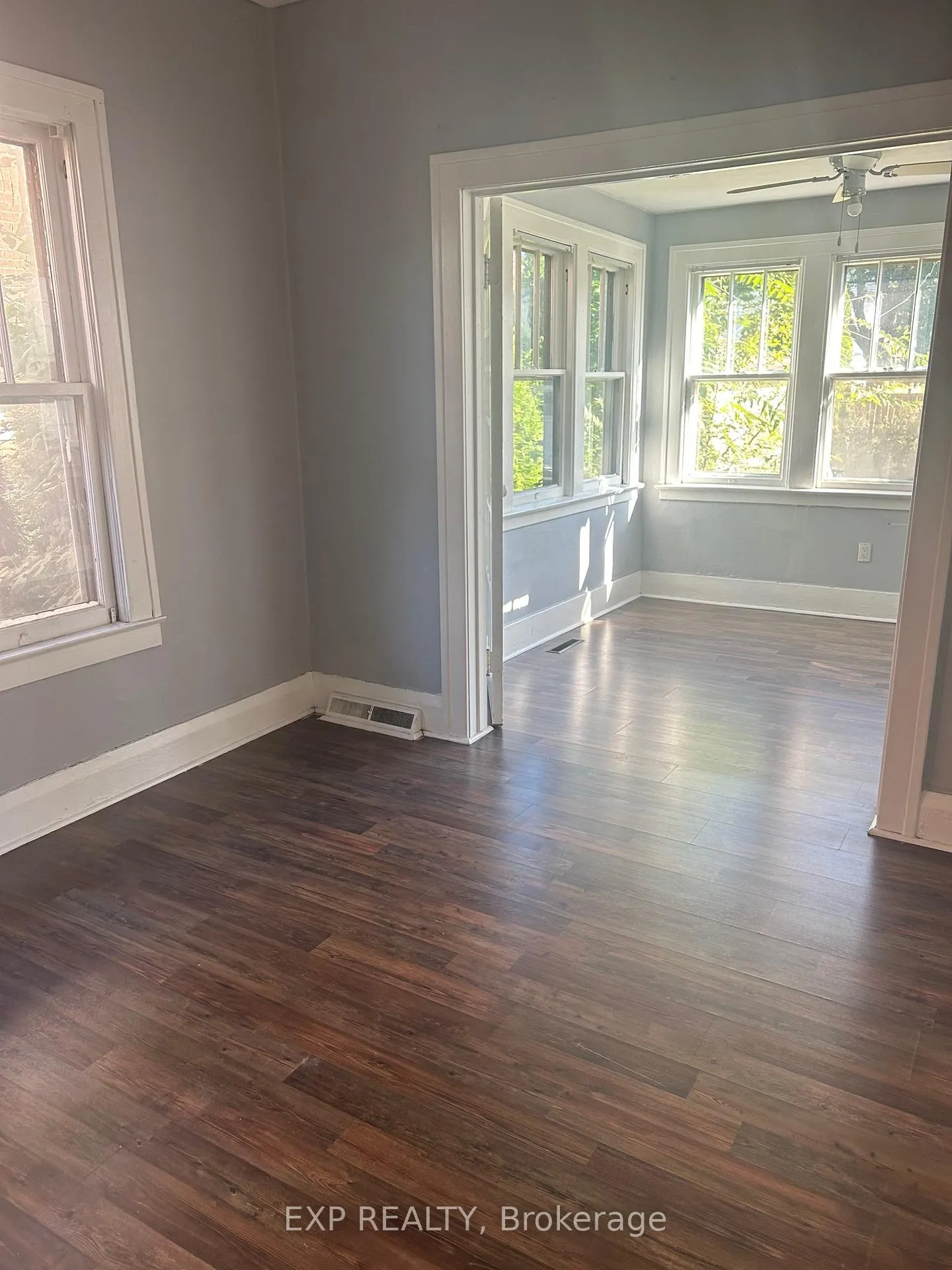 Photo 4 of 220 Mcewan Avenue, Windsor, Windsor University District — HOMEH
