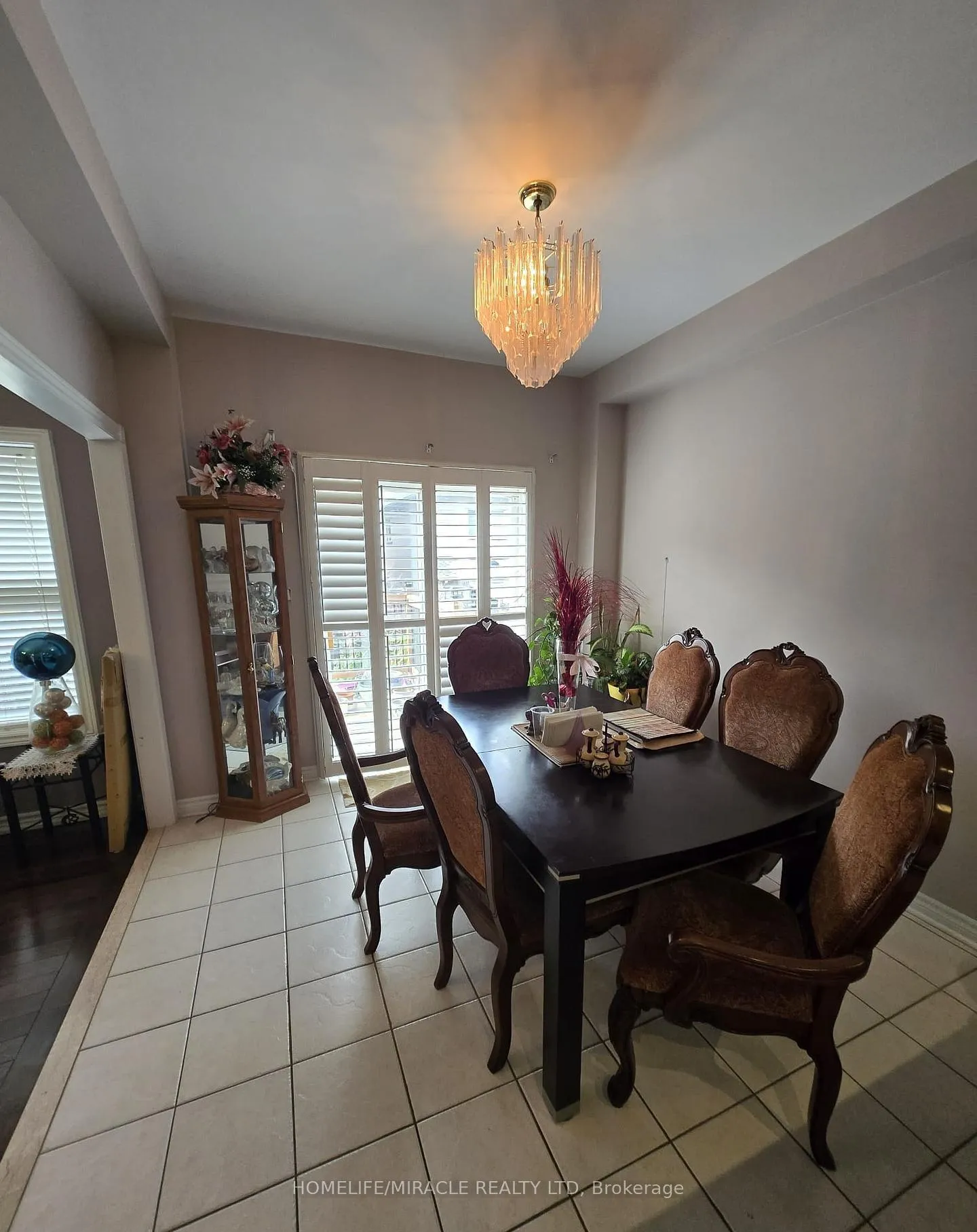 Photo 7 of 10 Gina Drive, Vaughan, Vellore Village — HOMEH
