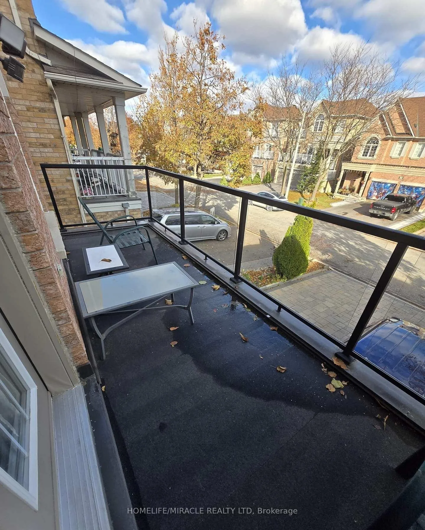 Photo 13 of 10 Gina Drive, Vaughan, Vellore Village — HOMEH