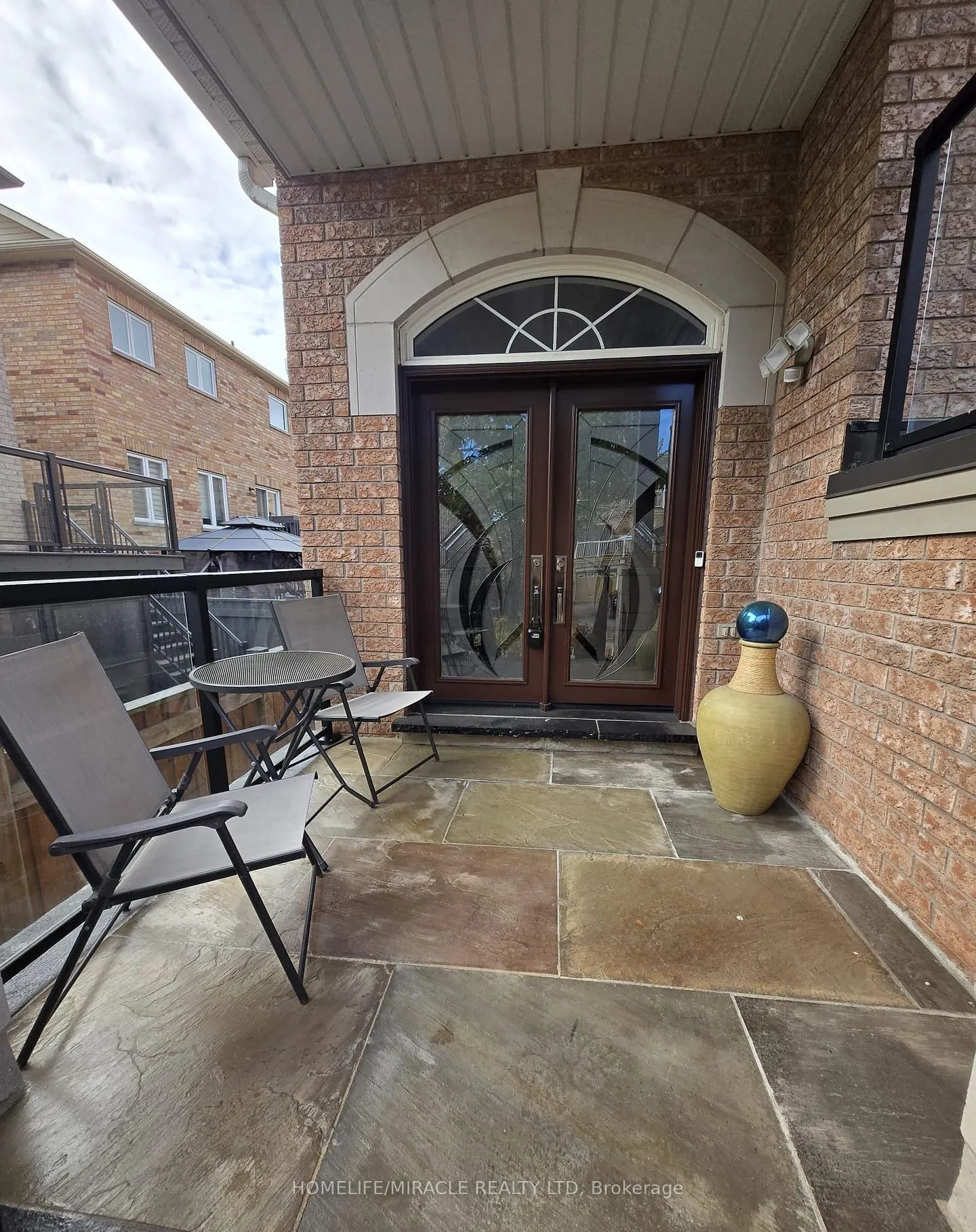Photo 14 of 10 Gina Drive, Vaughan, Vellore Village — HOMEH