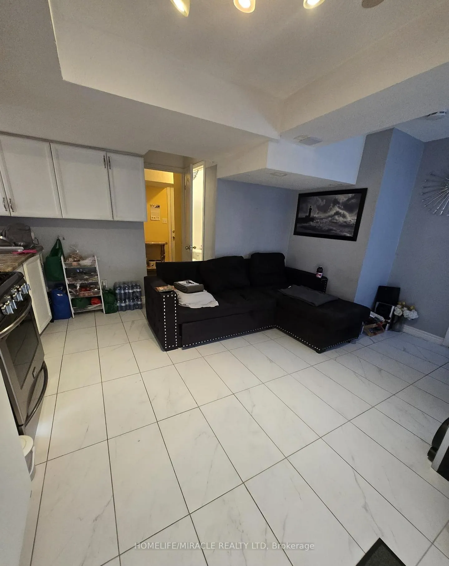 Photo 23 of 10 Gina Drive, Vaughan, Vellore Village — HOMEH