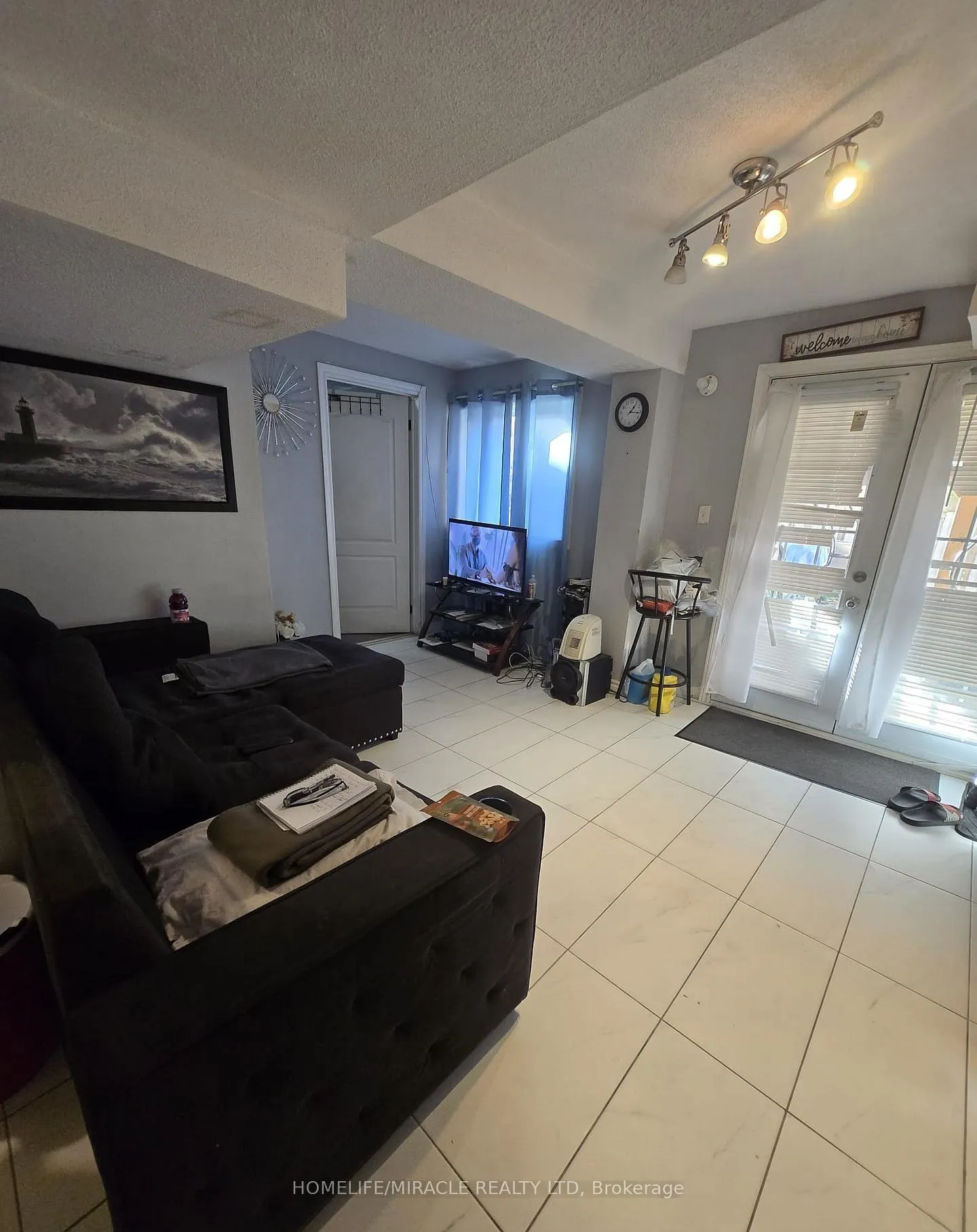 Photo 25 of 10 Gina Drive, Vaughan, Vellore Village — HOMEH
