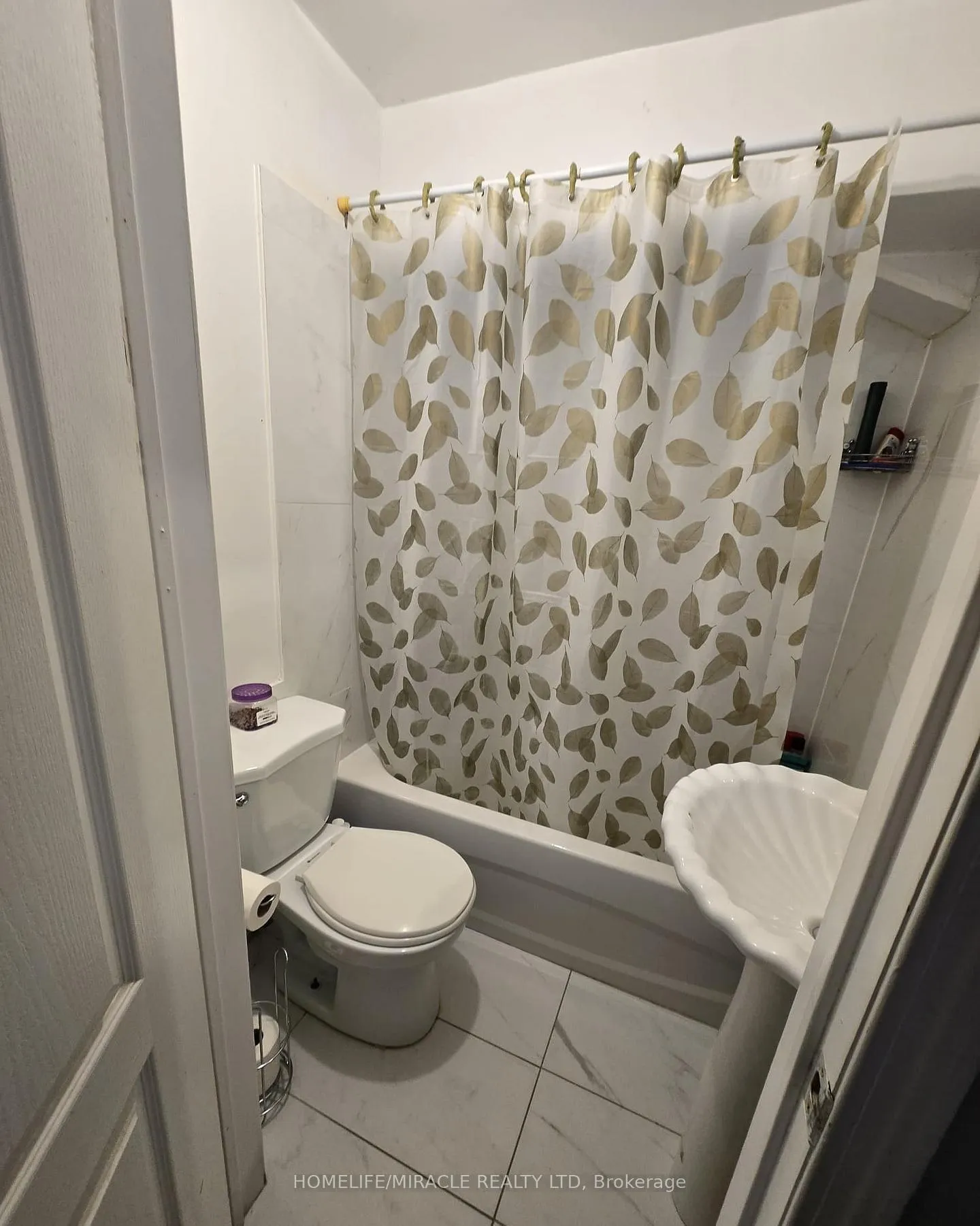 Photo 31 of 10 Gina Drive, Vaughan, Vellore Village — HOMEH