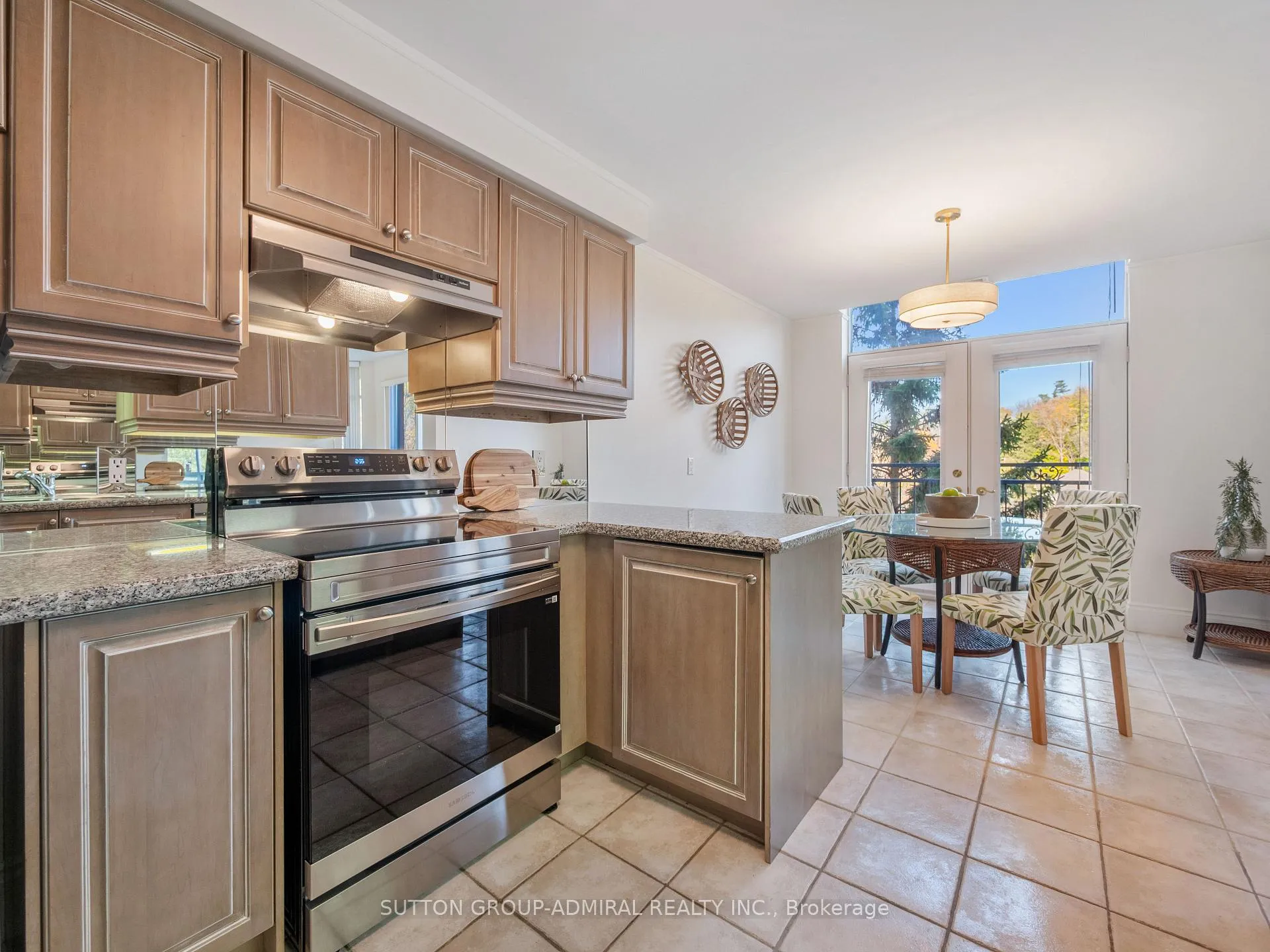 Front of Unit 415, 53 Woodbridge Avenue