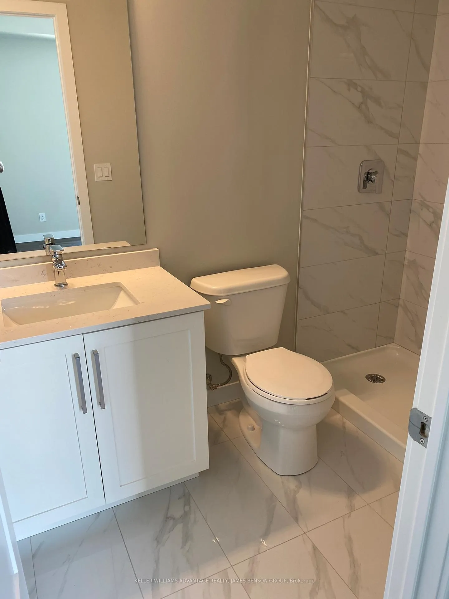 Photo 5 of Unit 1907, 15 Queen Street S, Hamilton, Central — HOMEH