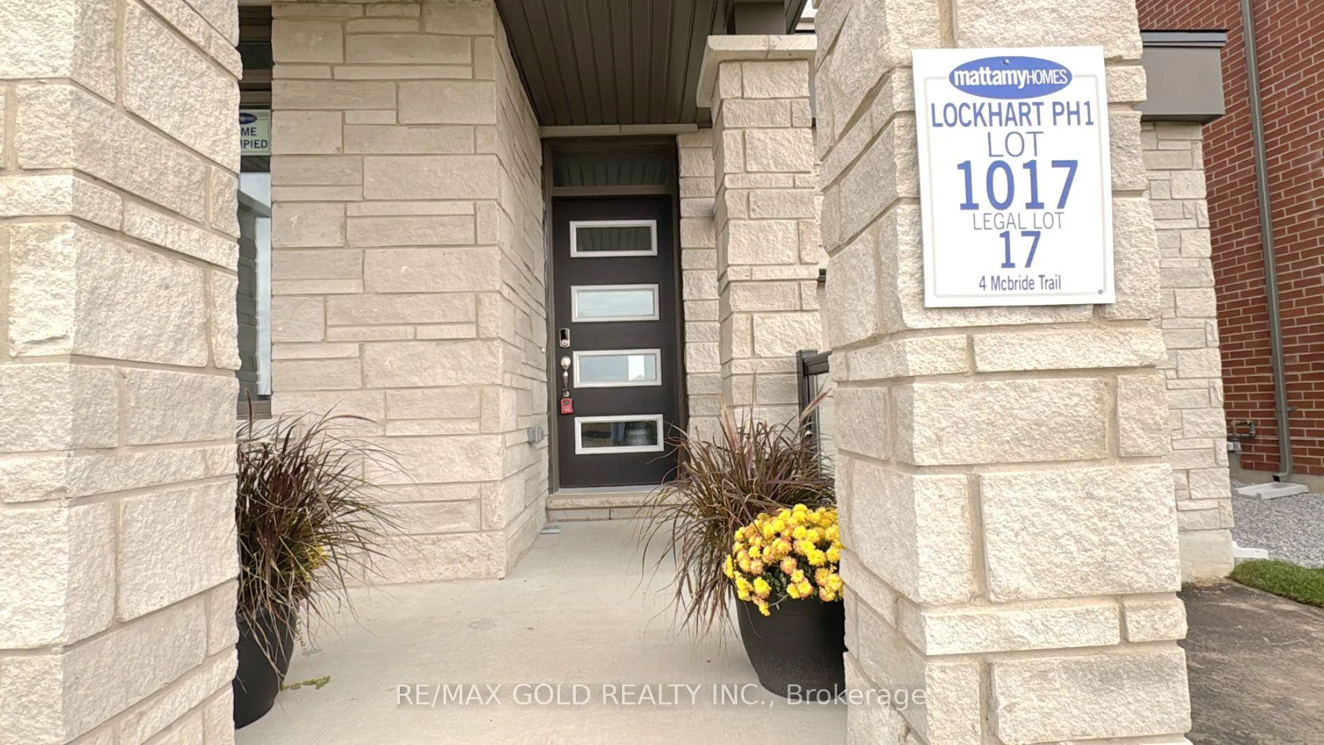 Photo 2 of 4 McBride Trail, Barrie, Rural Barrie Southeast — HOMEH