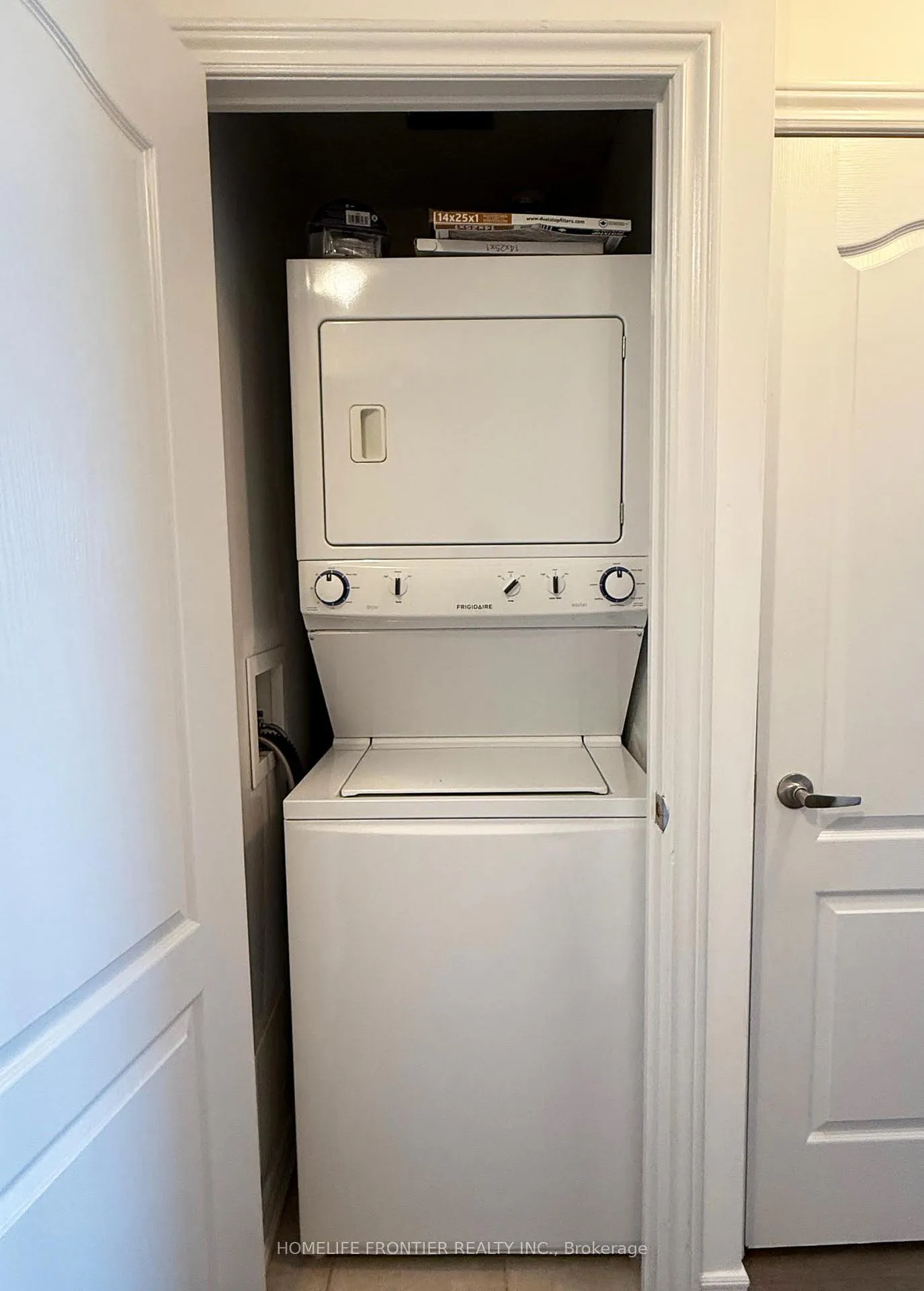 Photo 7 of Unit 305, 8323 Kennedy Road, Markham, Village Green-South Unionville — HOMEH