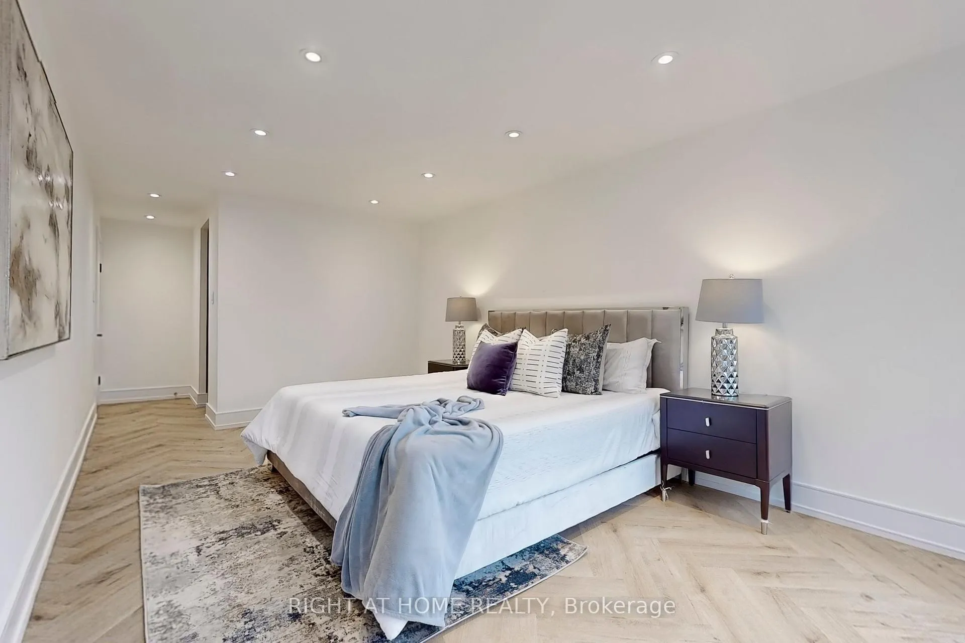 Photo 17 of Unit 303, 120 Promenade Circle, Vaughan, Brownridge — HOMEH