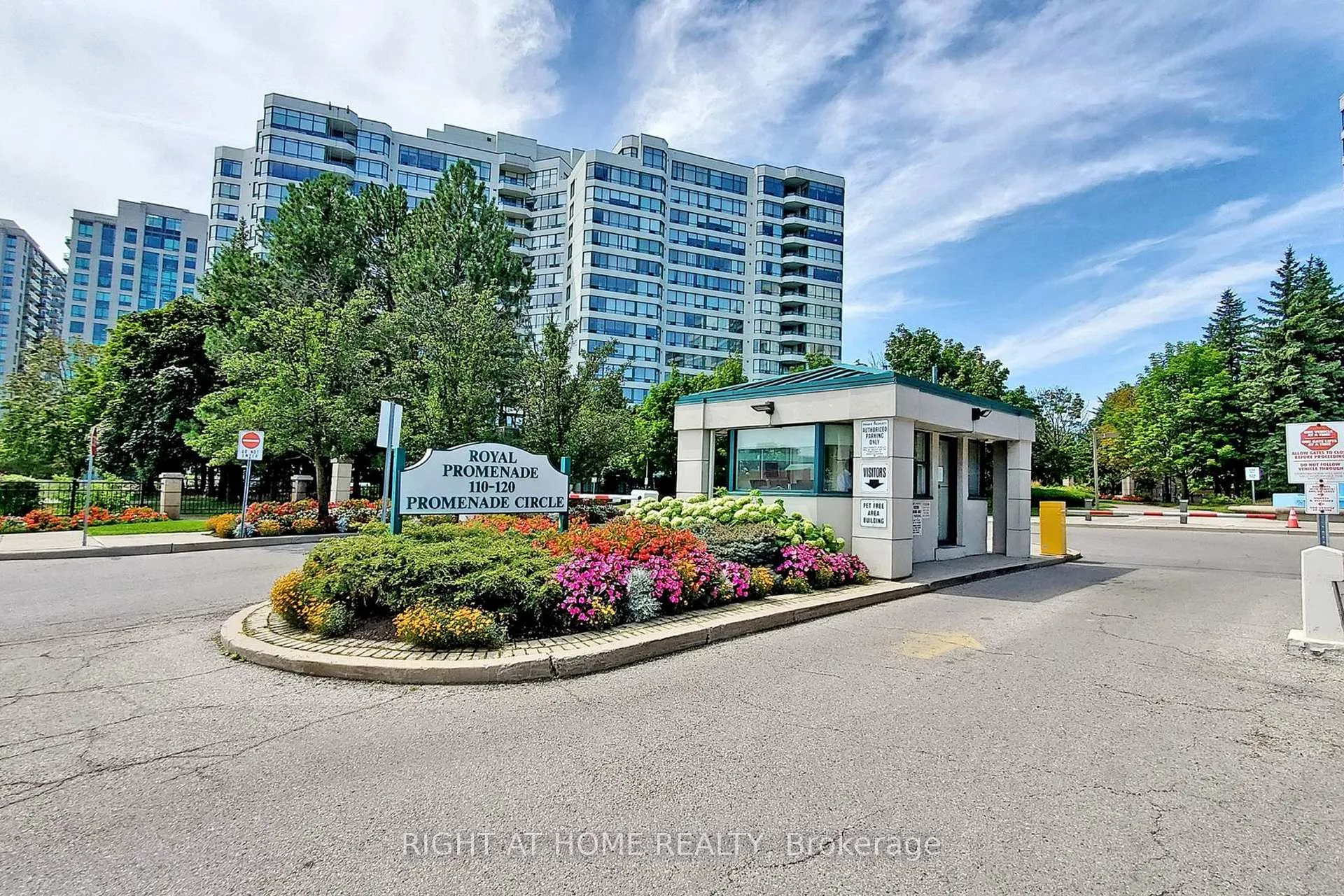 Photo 35 of Unit 303, 120 Promenade Circle, Vaughan, Brownridge — HOMEH