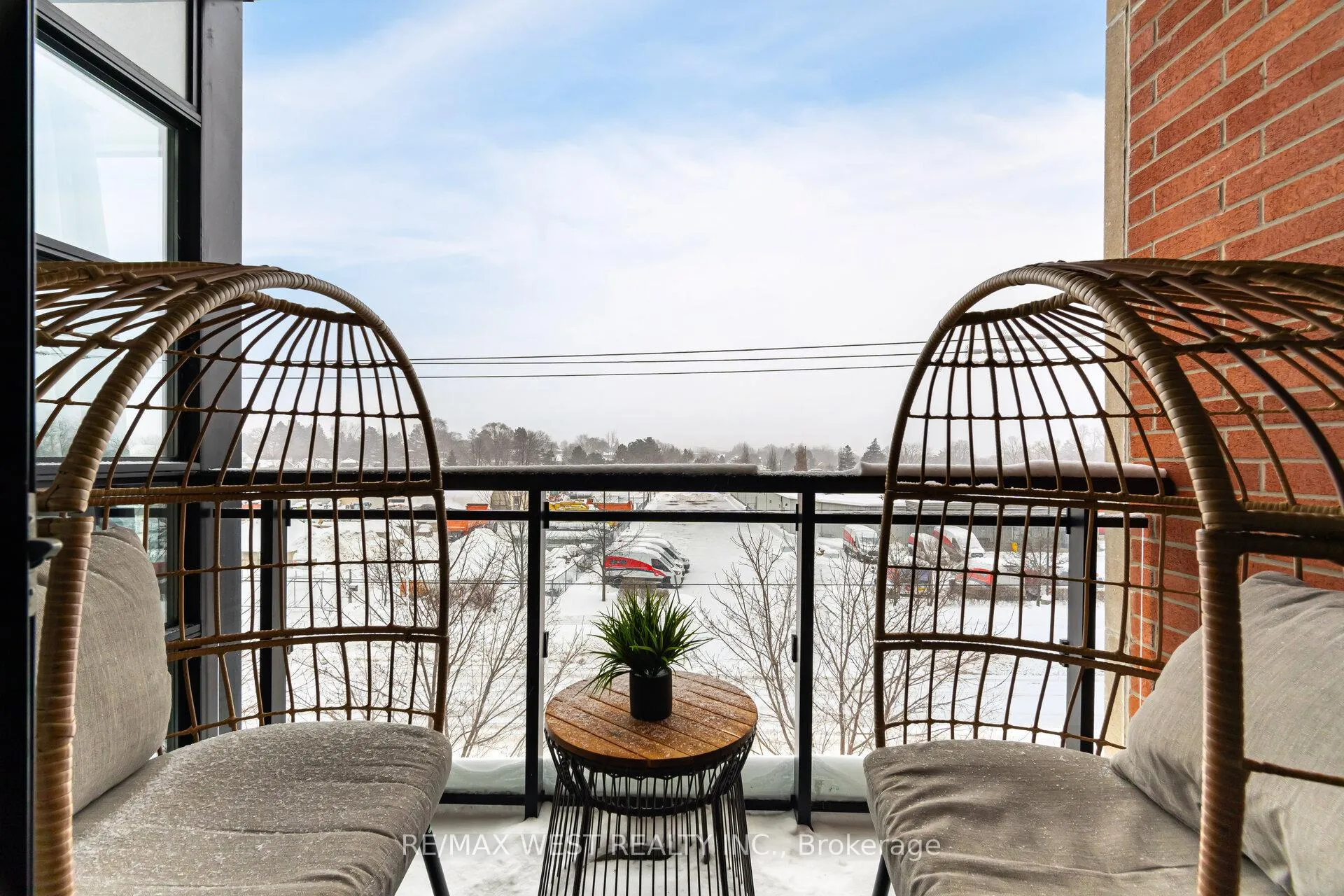 Photo 5 of Unit 319, 155 St Leger Street, Kitchener — HOMEH