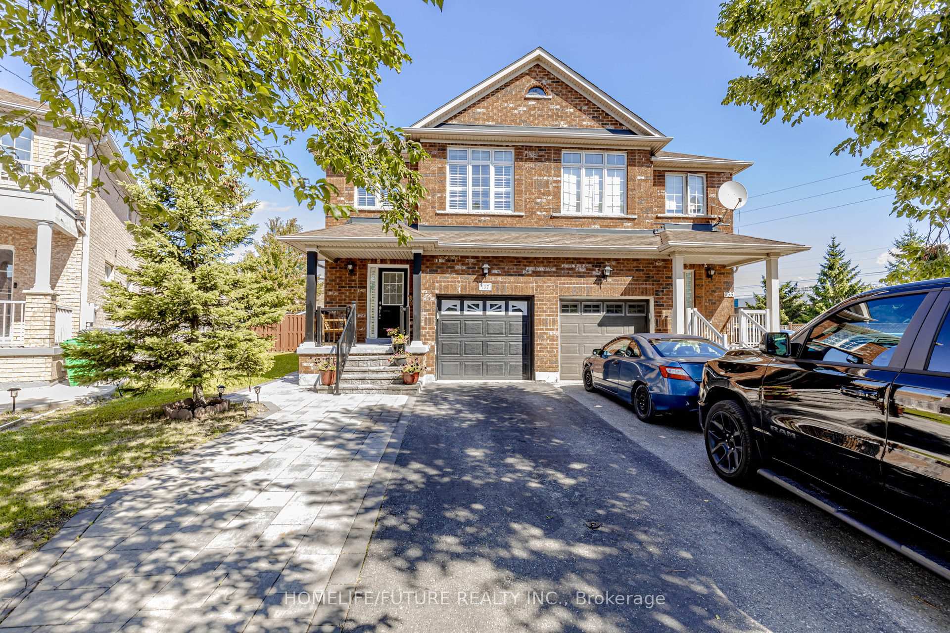 Photo 2 of 137 Zia Dodda Crescent, Brampton, Bram East — HOMEH