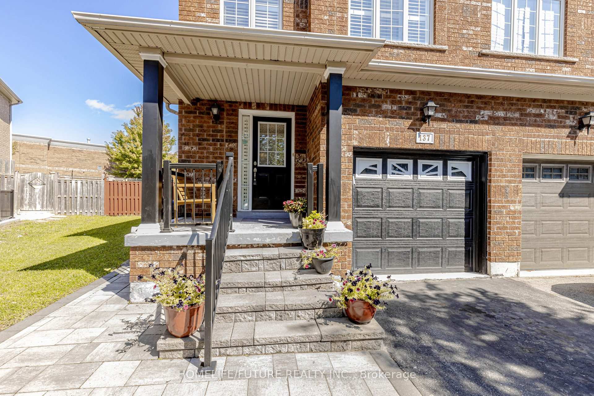 Photo 3 of 137 Zia Dodda Crescent, Brampton, Bram East — HOMEH