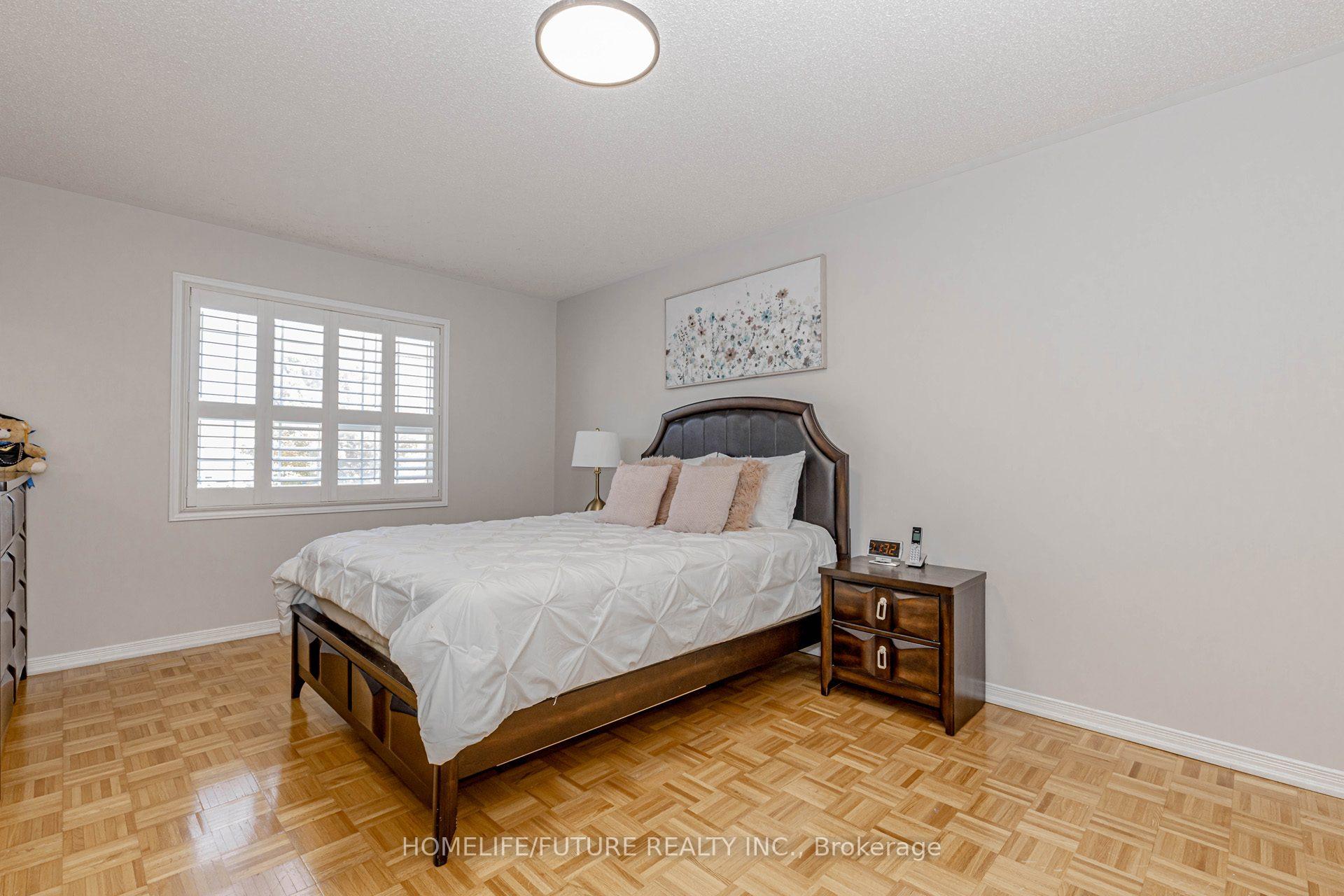 Photo 19 of 137 Zia Dodda Crescent, Brampton, Bram East — HOMEH