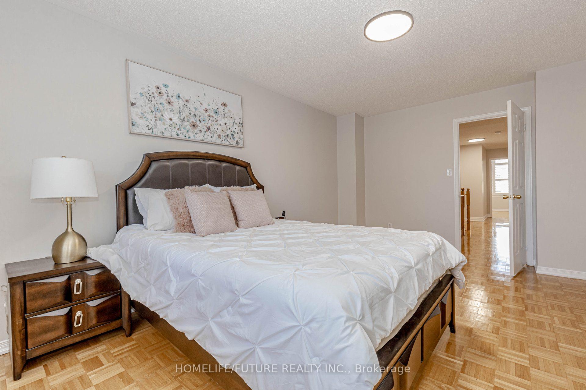 Photo 20 of 137 Zia Dodda Crescent, Brampton, Bram East — HOMEH