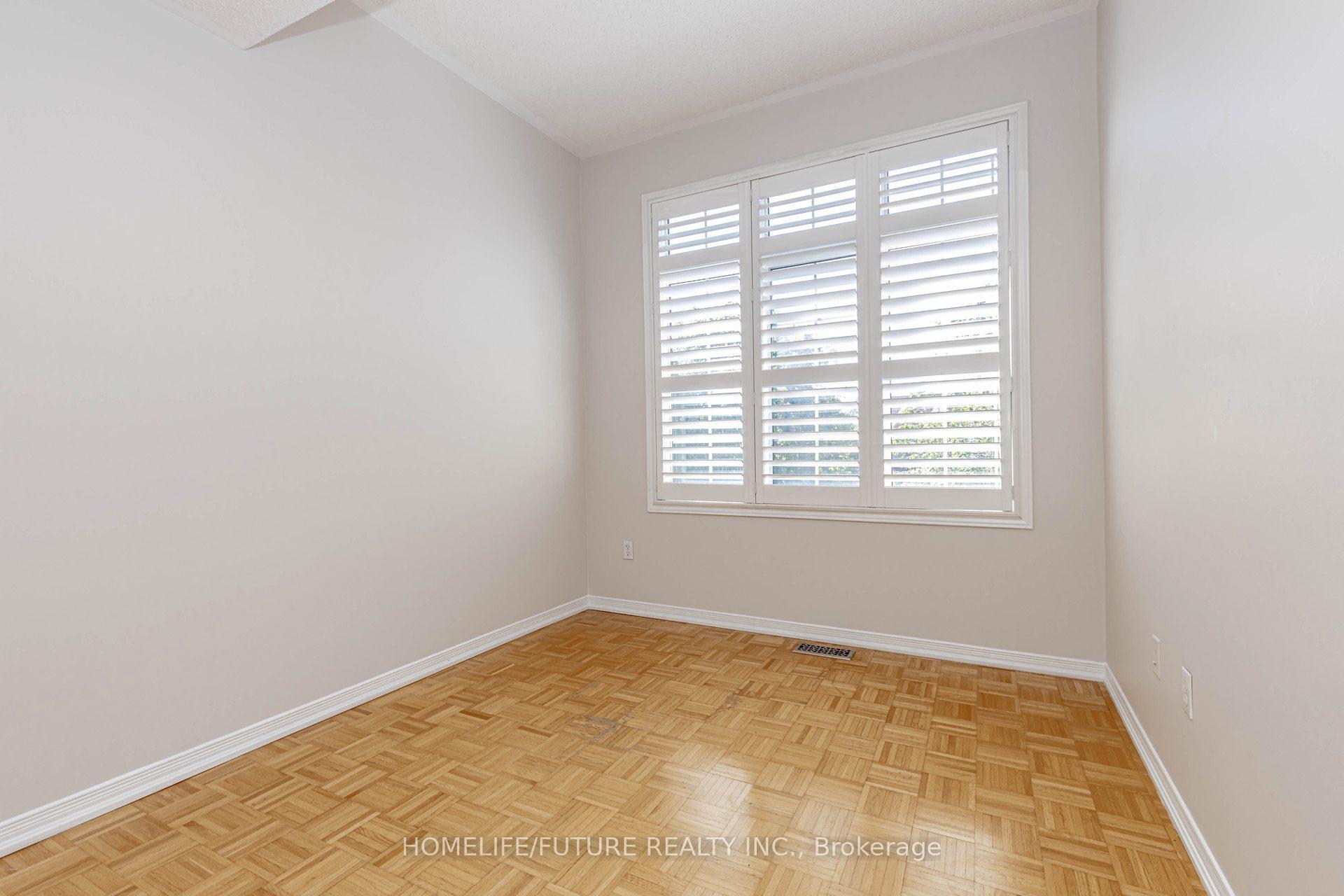 Photo 23 of 137 Zia Dodda Crescent, Brampton, Bram East — HOMEH