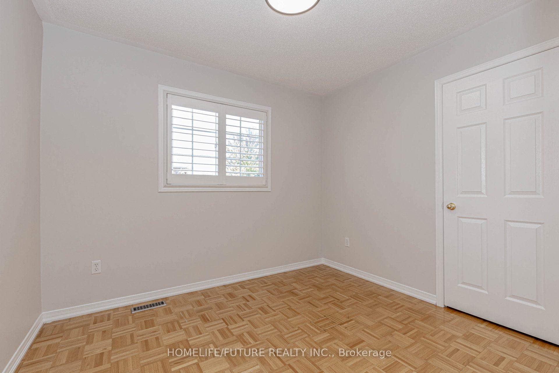 Photo 26 of 137 Zia Dodda Crescent, Brampton, Bram East — HOMEH