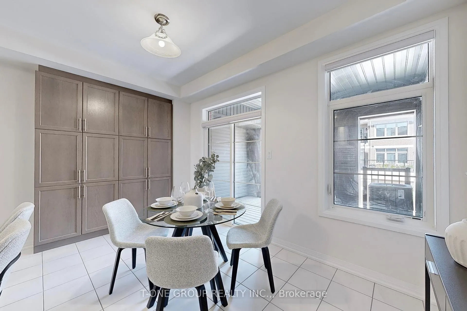 Photo 13 of 36 Stoeber Lane, Markham, Box Grove — HOMEH