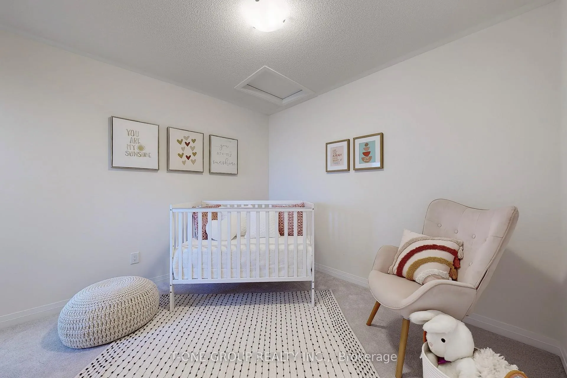 Photo 24 of 36 Stoeber Lane, Markham, Box Grove — HOMEH
