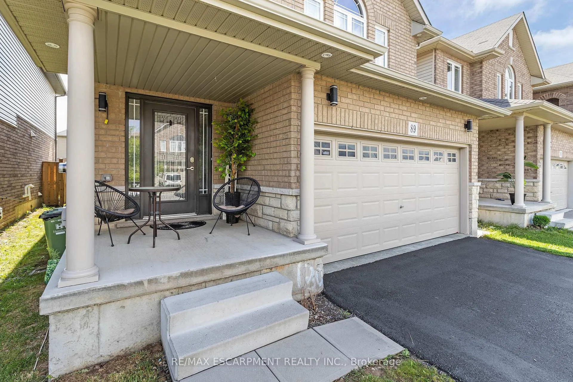 Photo 3 of 89 Keystone Crescent, Hamilton, Stoney Creek — HOMEH