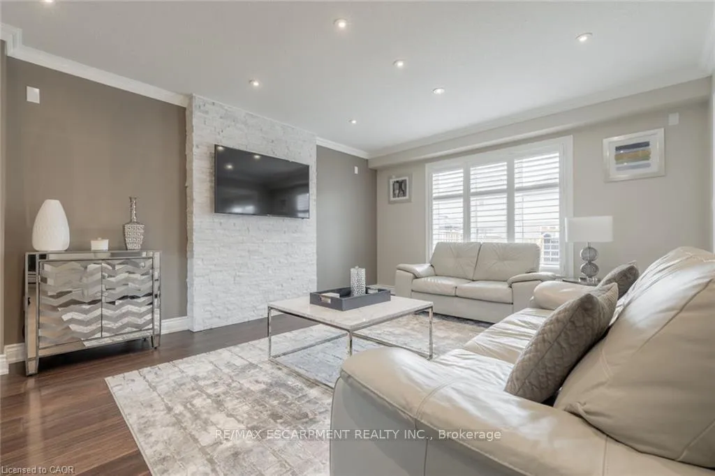 Photo 6 of 89 Keystone Crescent, Hamilton, Stoney Creek — HOMEH