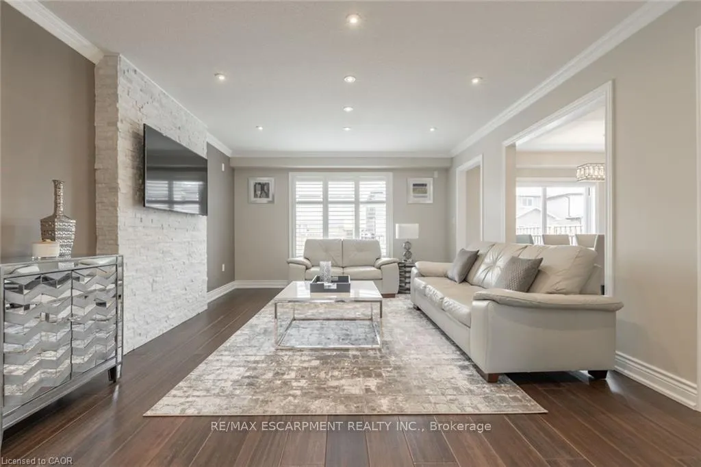Photo 7 of 89 Keystone Crescent, Hamilton, Stoney Creek — HOMEH