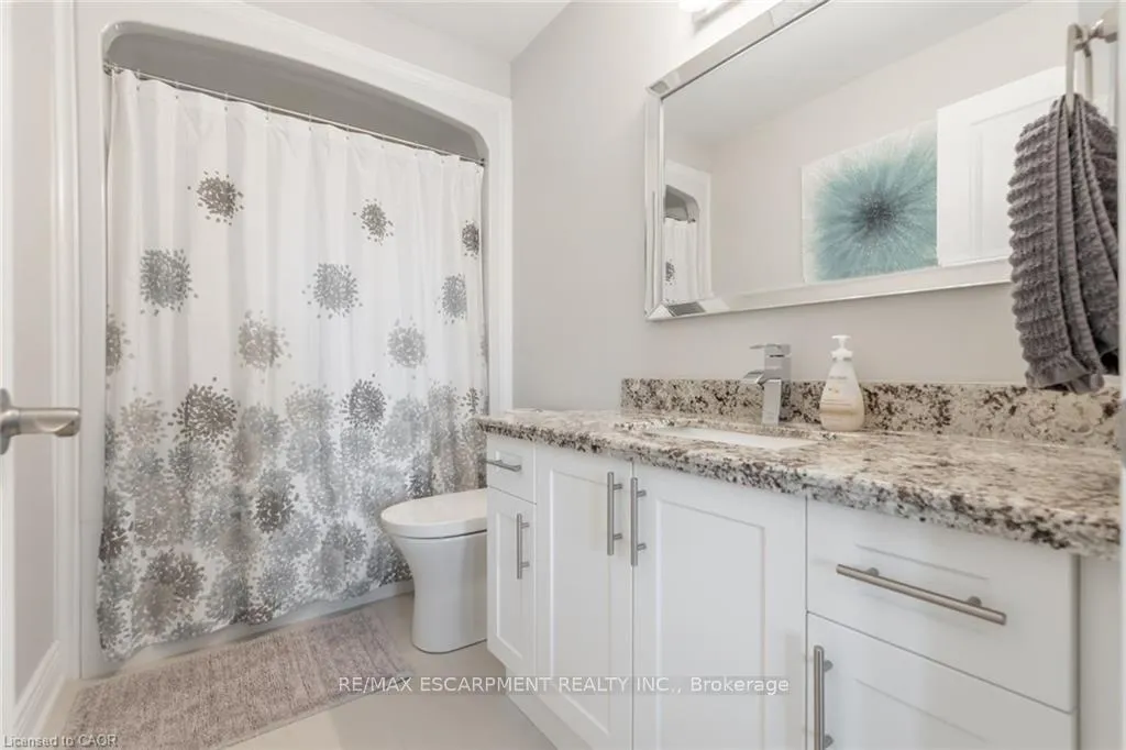 Photo 13 of 89 Keystone Crescent, Hamilton, Stoney Creek — HOMEH