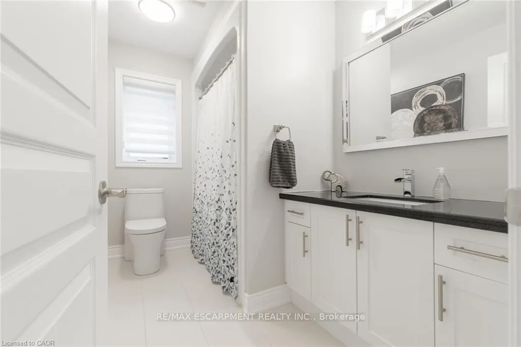 Photo 15 of 89 Keystone Crescent, Hamilton, Stoney Creek — HOMEH