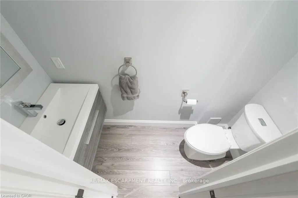 Photo 20 of 89 Keystone Crescent, Hamilton, Stoney Creek — HOMEH