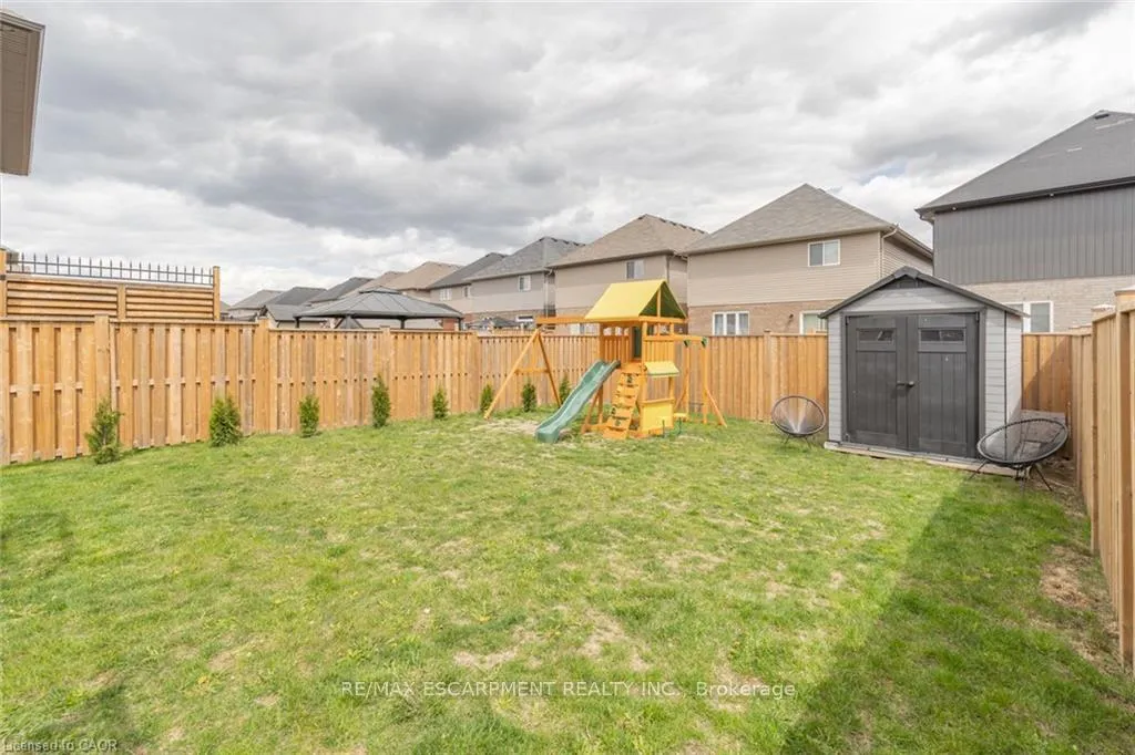 Photo 28 of 89 Keystone Crescent, Hamilton, Stoney Creek — HOMEH
