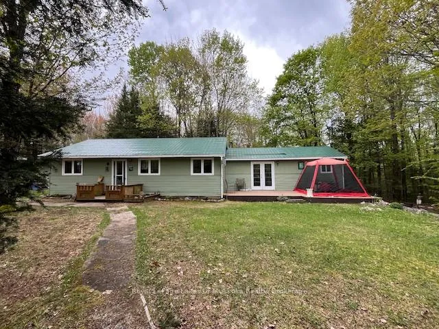 Front of 668 Hamilton Lake Road