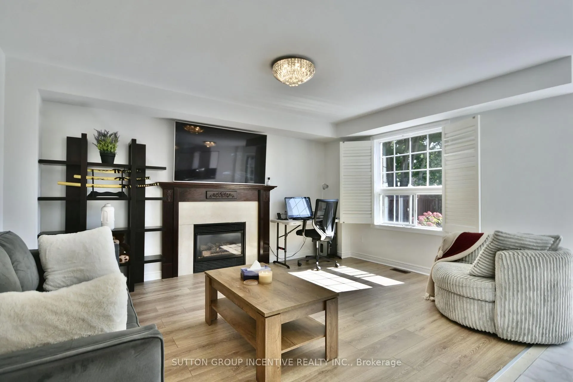 Photo 5 of 33 Speirs Road, Barrie, Holly — HOMEH