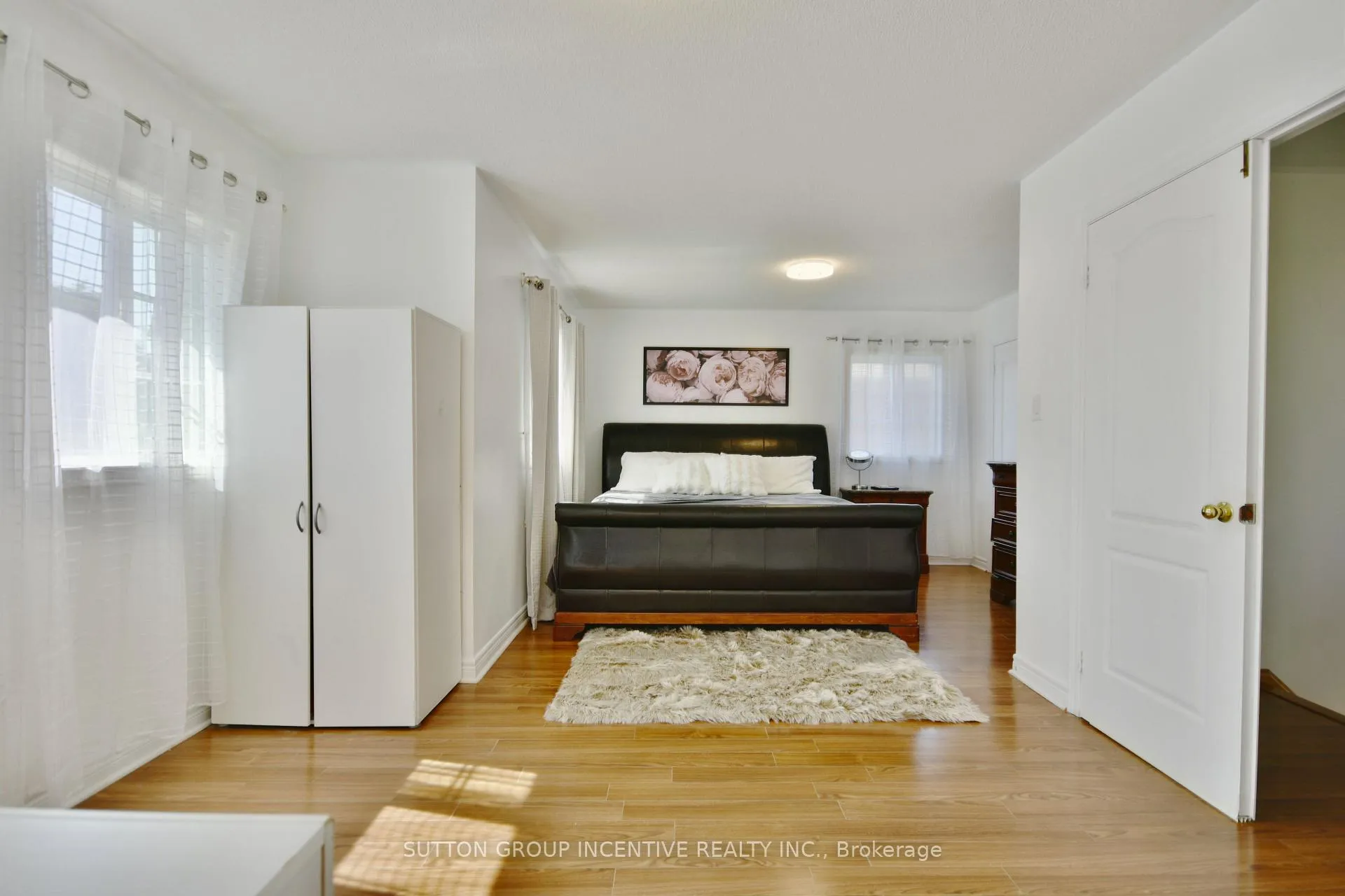 Photo 10 of 33 Speirs Road, Barrie, Holly — HOMEH