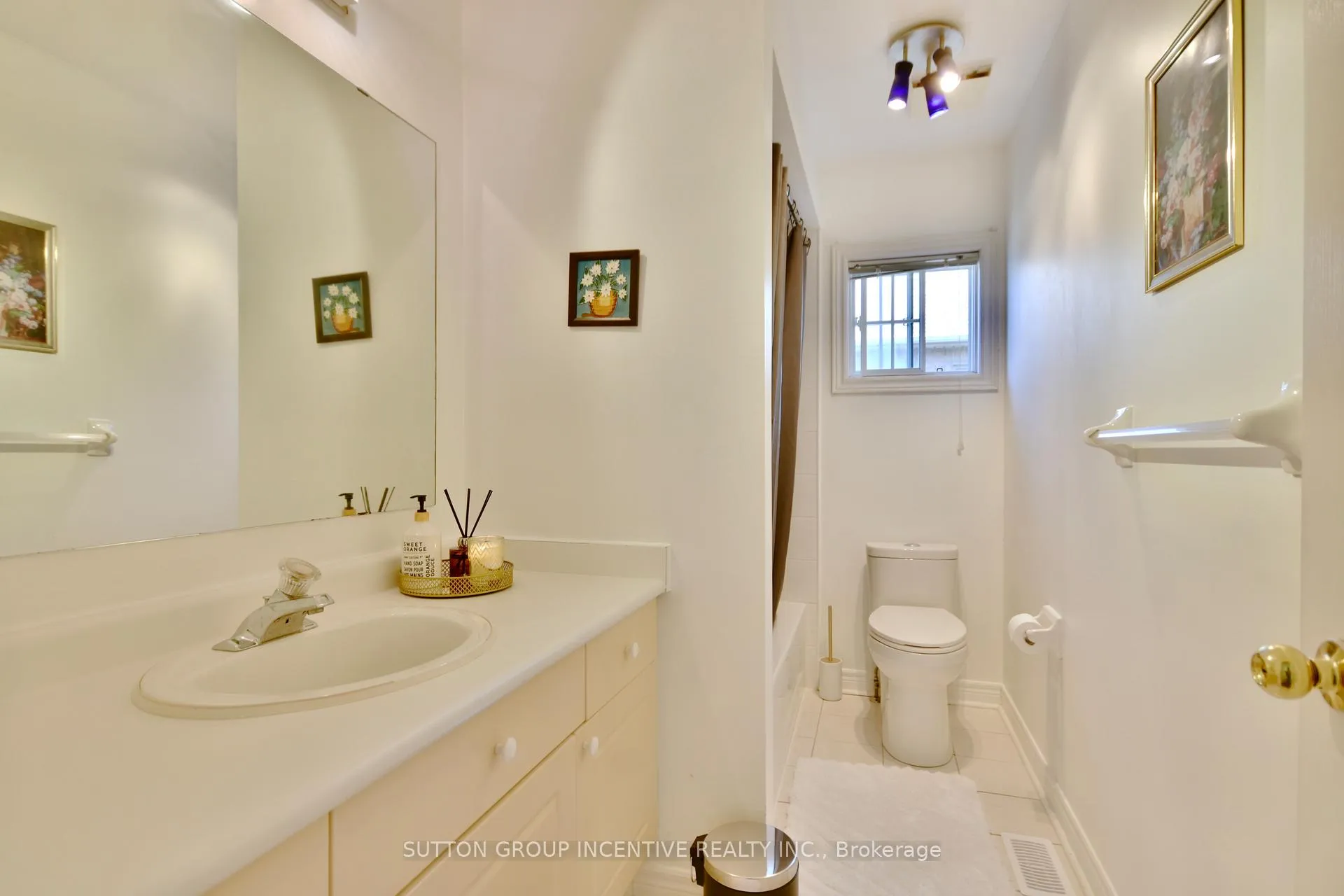 Photo 15 of 33 Speirs Road, Barrie, Holly — HOMEH