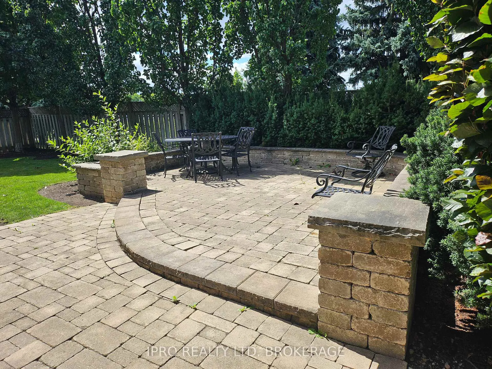 Photo 7 of 135 Michelle Drive, Vaughan, East Woodbridge — HOMEH