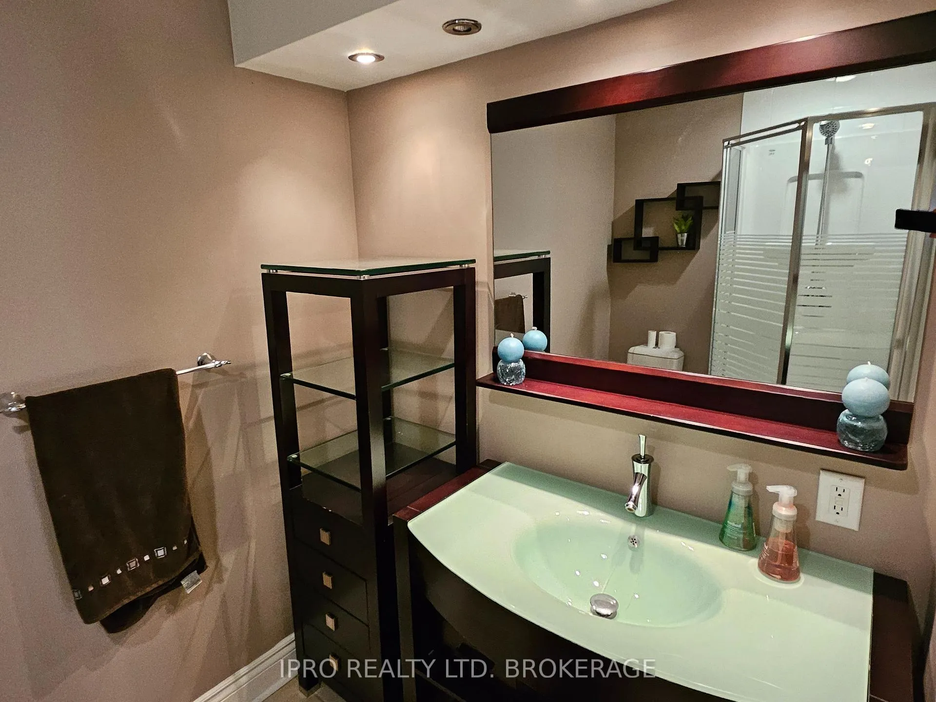 Photo 29 of 135 Michelle Drive, Vaughan, East Woodbridge — HOMEH