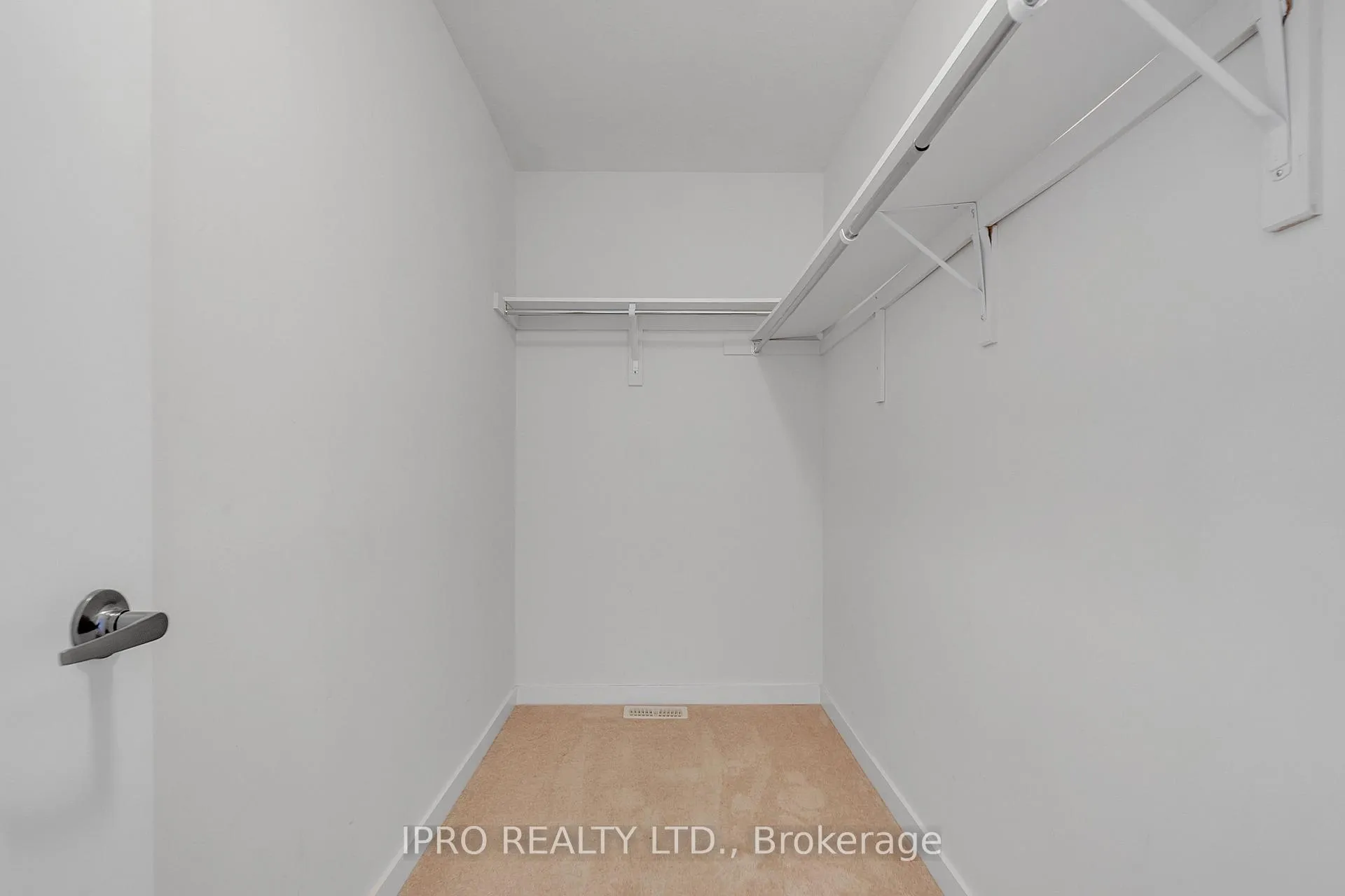 Photo 15 of 48 Prestwick Street, Hamilton, Stoney Creek Mountain — HOMEH