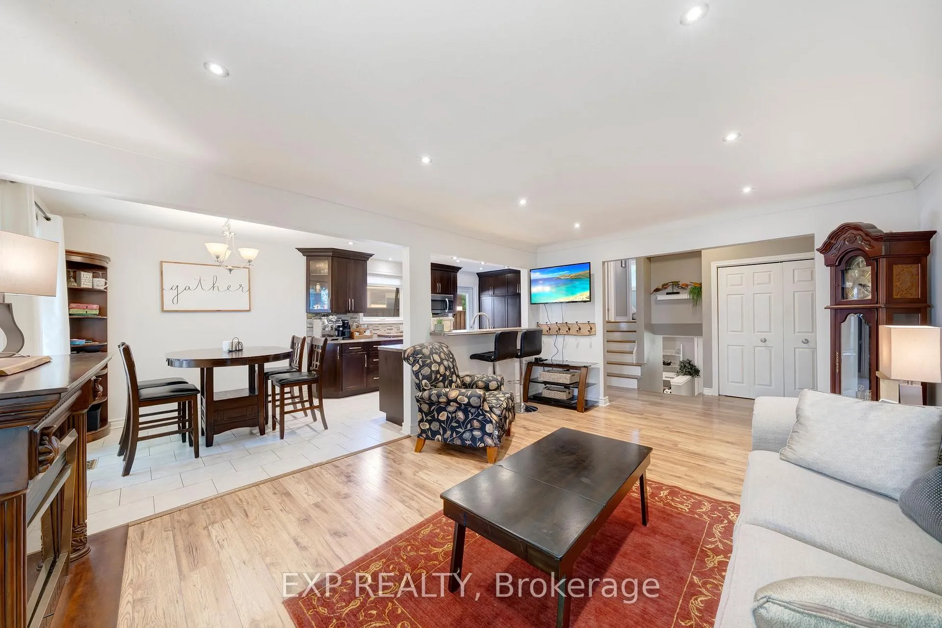 Photo 11 of 25 Ziraldo Road, St. Catharines, Martindale Pond — HOMEH