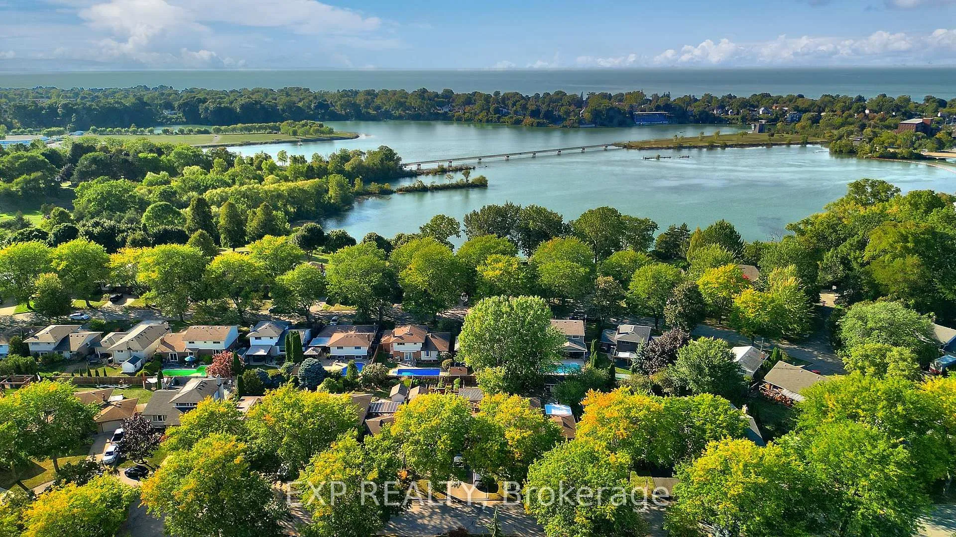 Photo 38 of 25 Ziraldo Road, St. Catharines, Martindale Pond — HOMEH
