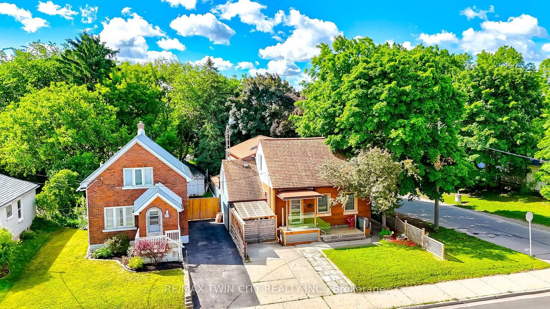 Photo 35 of 93 Stirling Avenue S, Kitchener — HOMEH