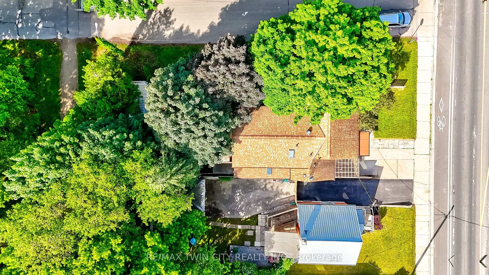 Photo 37 of 93 Stirling Avenue S, Kitchener — HOMEH
