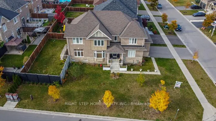 Photo 1 of 29 Watson Drive S, New Tecumseth, Tottenham — HOMEH