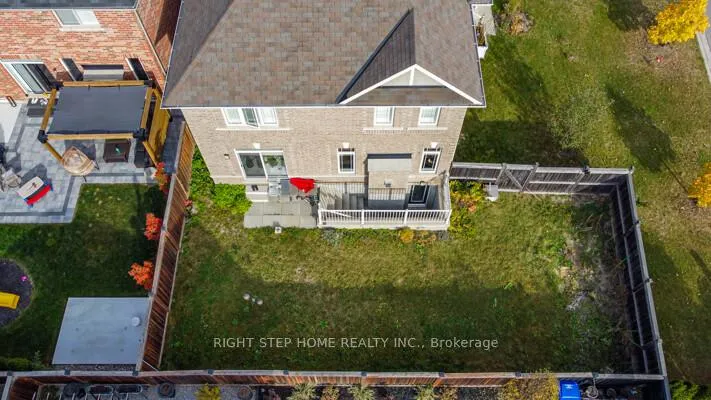 Photo 2 of 29 Watson Drive S, New Tecumseth, Tottenham — HOMEH