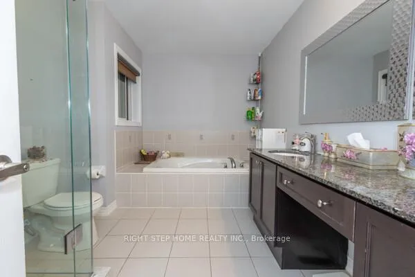 Photo 14 of 29 Watson Drive S, New Tecumseth, Tottenham — HOMEH