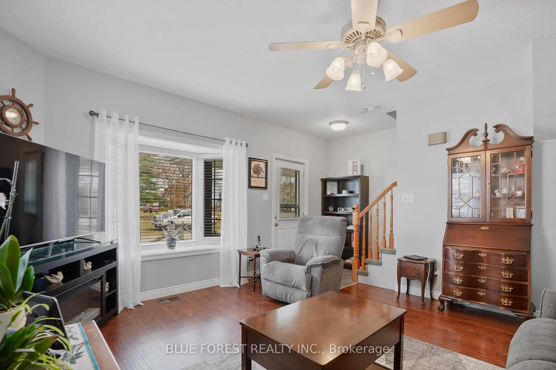 Photo 8 of 210 Jane Street, West Elgin, Rodney — HOMEH